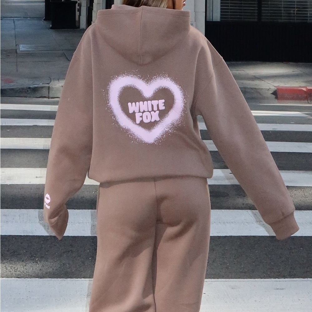 White Fox Boutique 1th Street City Girl At Heart Oversized Hoodie Cinnamon Bun